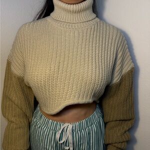 Knitted Asymmetric Cropped Jumper - Beige